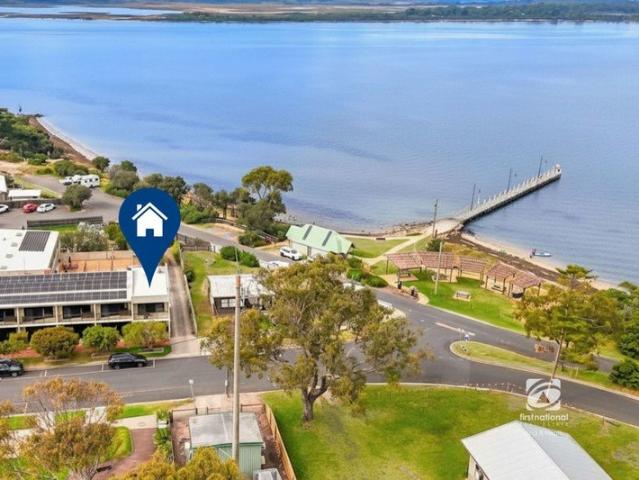 Apartment for sale in Metung, Victoria