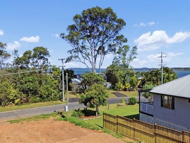 Land for sale in Macleay Island, Greater Brisbane