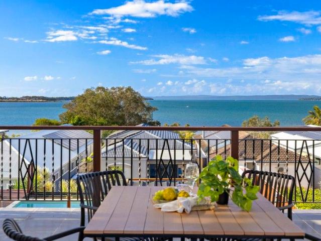House for sale in Redland Bay