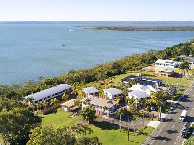 Townhouse for rent in River Heads, Queensland