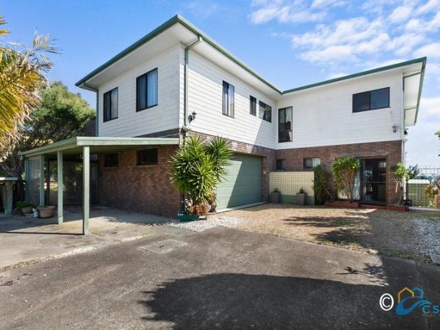 House for sale in Loch Sport, Victoria