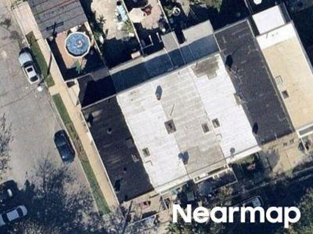 House for sale in The Bronx, Arverne