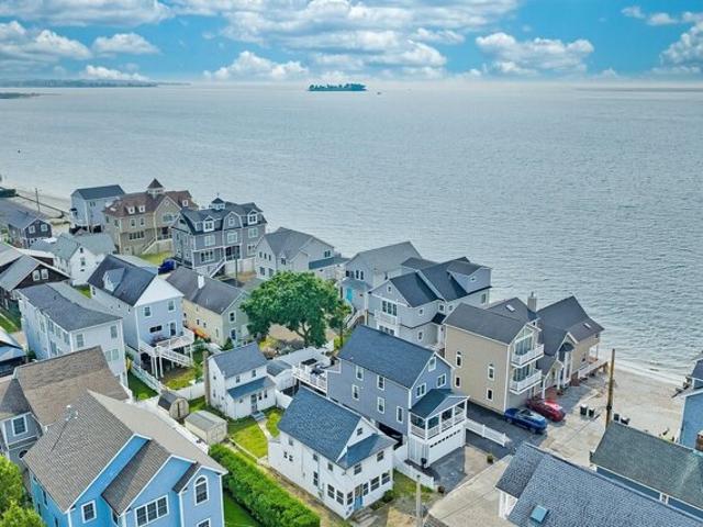 House for sale in Milford, Connecticut