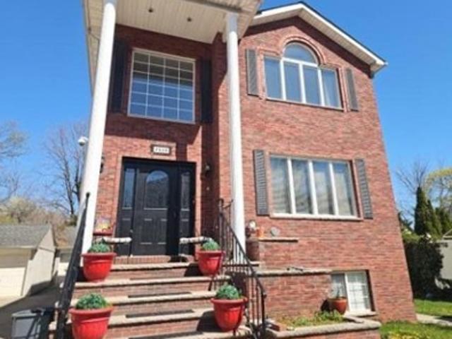 House for sale in Arverne, New York