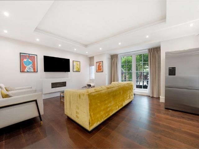Apartment for rent in St. John's Wood, Greater London