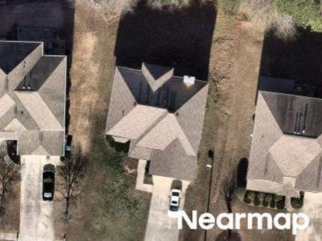 House for sale in Red Oak, Georgia