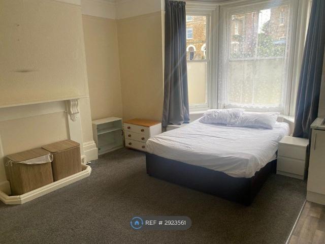Room for rent in Charlotteville, Guildford