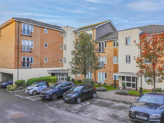 House for rent in Broxbourne, Hertfordshire