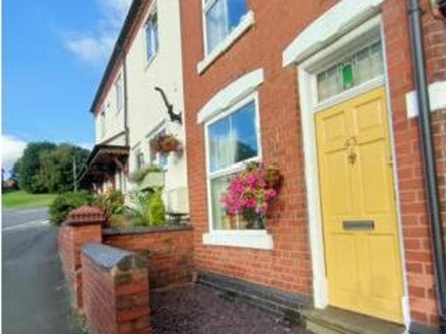 House for sale in Halesowen, West Midlands
