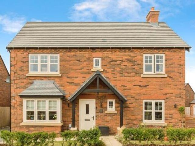 House for sale in Chorlton Lane, Cheshire