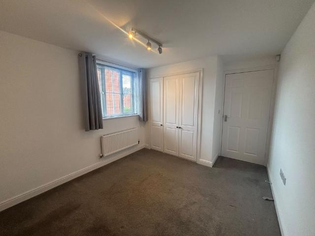 Apartment for rent in Newtown, Costhorpe