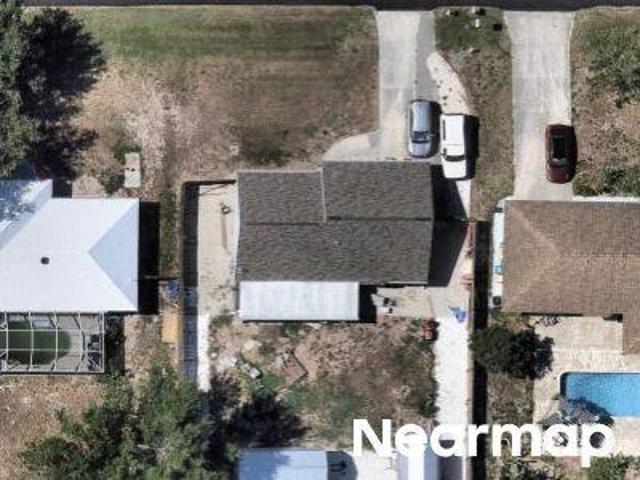 House for sale in Englewood