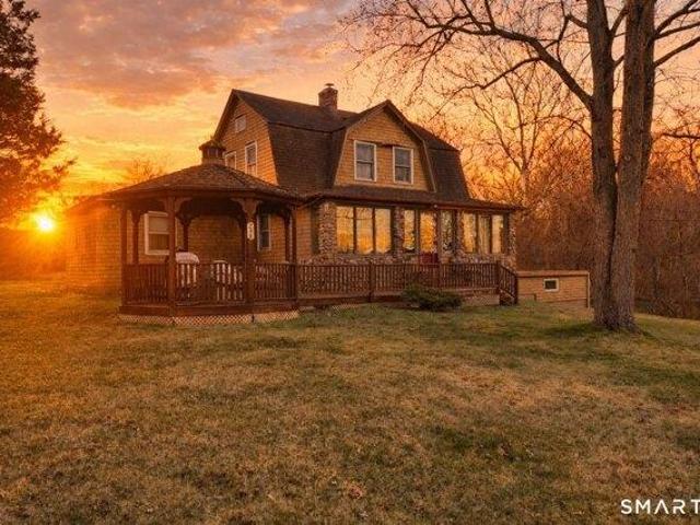 Land for sale in Waterford, Connecticut