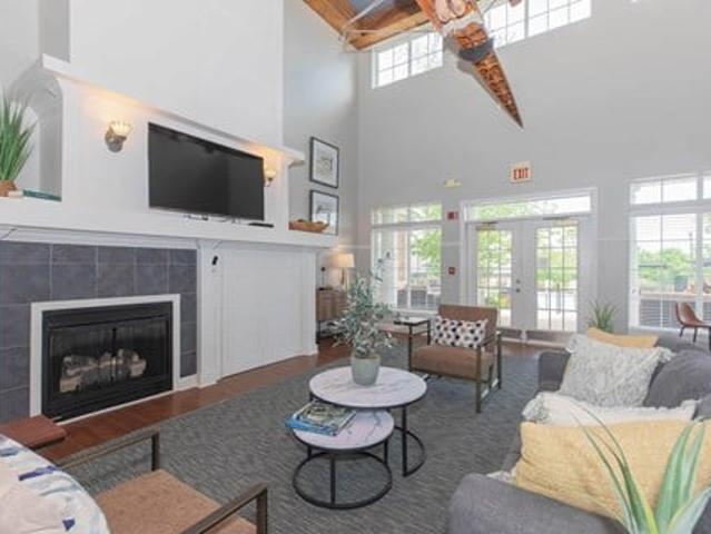 Apartment for rent in Moon
