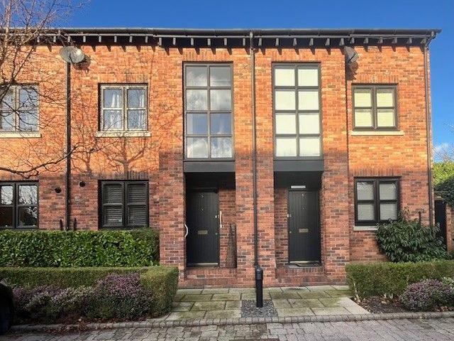 House for rent in Heald Green, Stockport