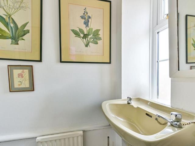 House for rent in Fulham, Walham Green