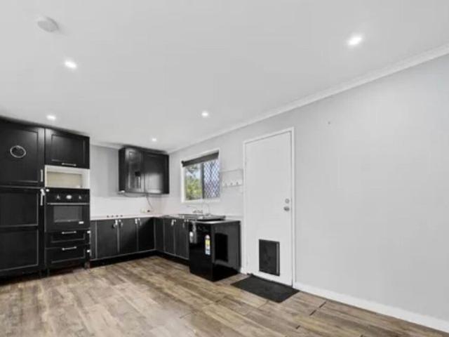 Room for rent in Toombul, Queensland