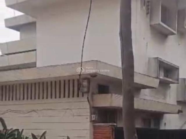 Detached duplex for sale in Apapa, Abuja