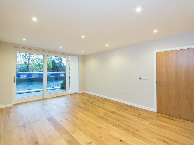 Apartment for rent in Kensal Town, Greater London