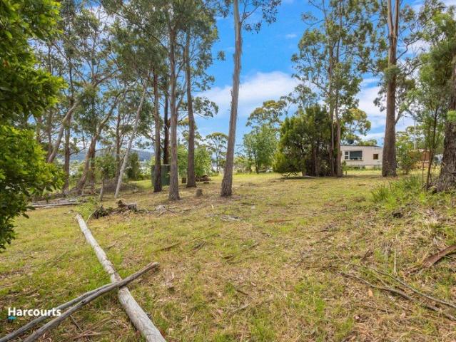 Land for sale in Gardners Bay, Tasmania