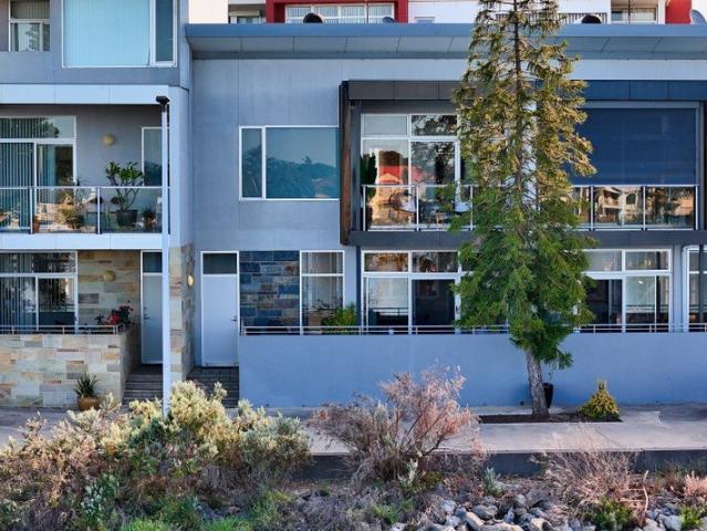 Townhouse for sale in New Port, Adelaide
