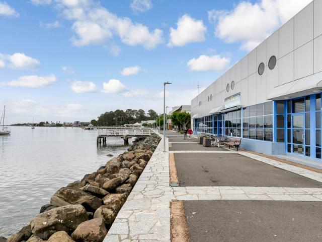 Retail for rent in Batemans Bay, New South Wales