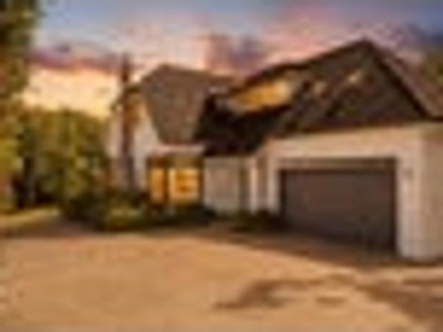House for sale in Paremoremo
