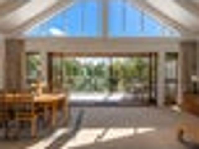 House for sale in Kennedy Point, Waiheke