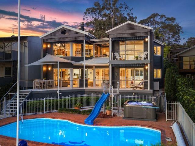 House for sale in Brightwaters, City of Lake Macquarie