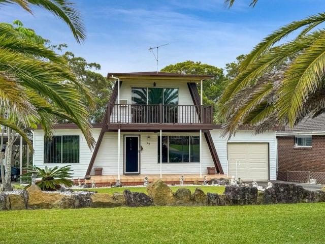 House for sale in Orient Point