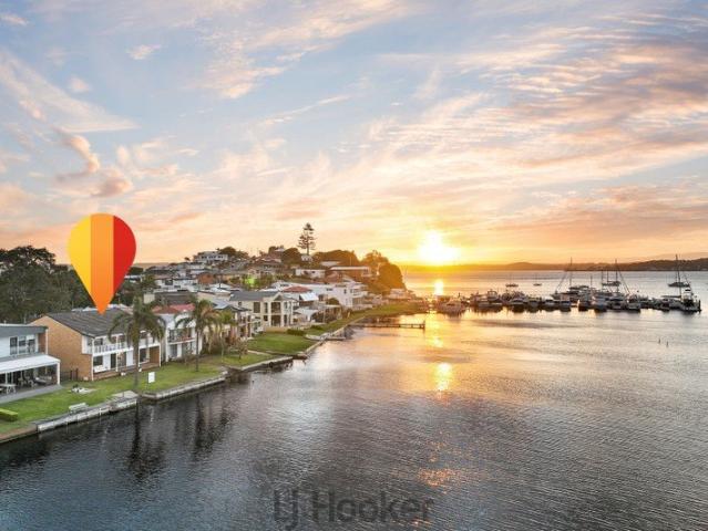 House for sale in Marks Point, Newcastle-Maitland