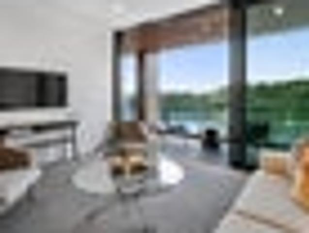 Apartment for sale in Paremoremo, Oroua County