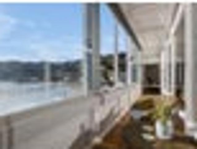 Apartment for sale in Days Bay, Wellington