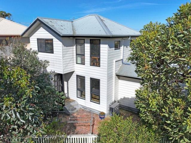 Apartment for sale in Port Albert, Victoria