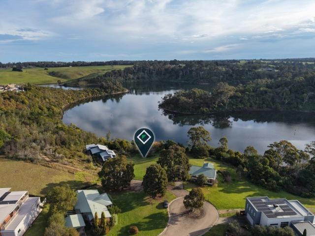 Land for sale in Lakes Entrance, Victoria