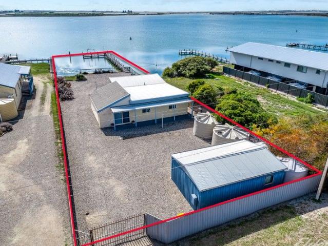 House for sale in Hindmarsh Island, South Australia
