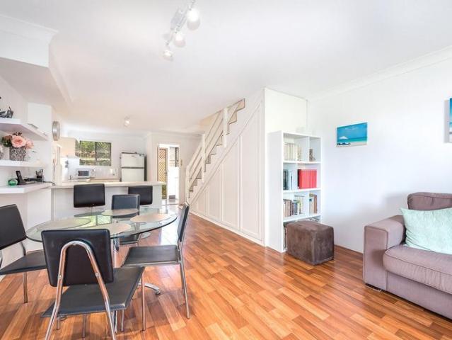 Townhouse for rent in Fernbrook, Queensland