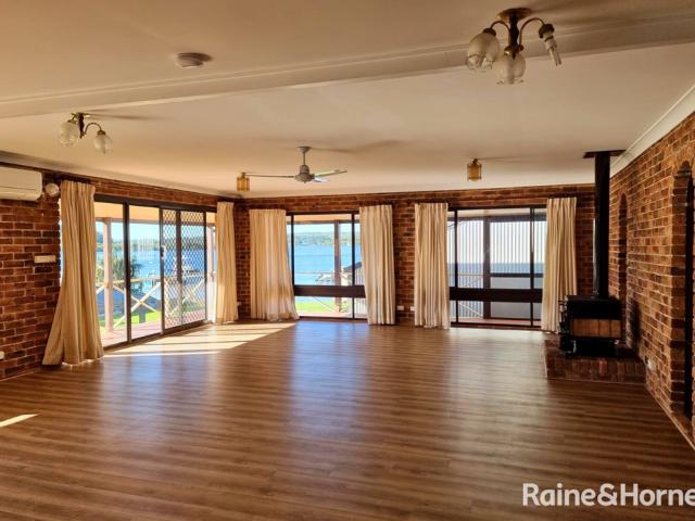 House for rent in Greenwell Point, New South Wales