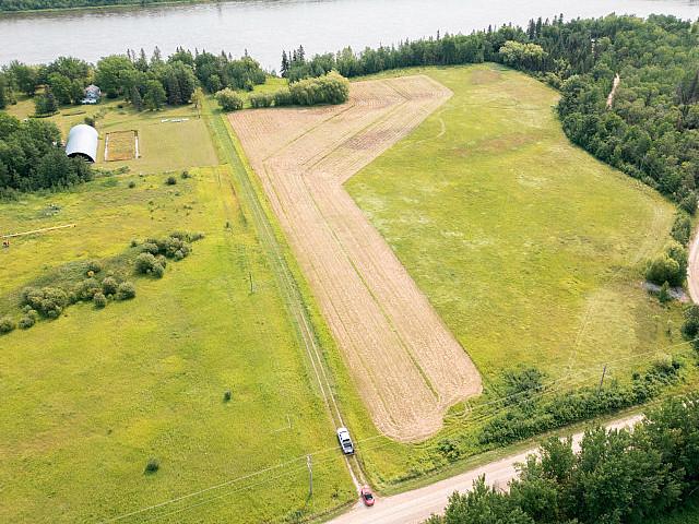 Land for sale in Manitoba