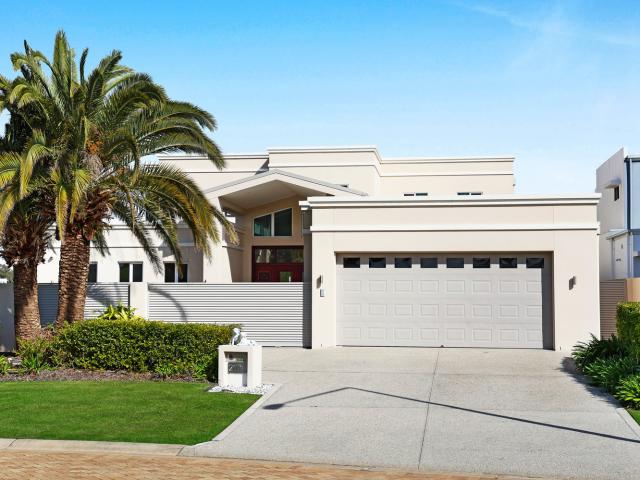 House for sale in Sanctuary Cove