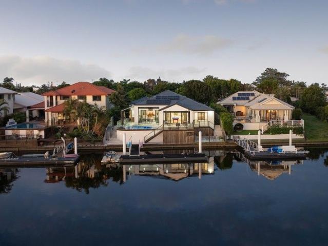 House for sale in Sunshine Coast, Kawana