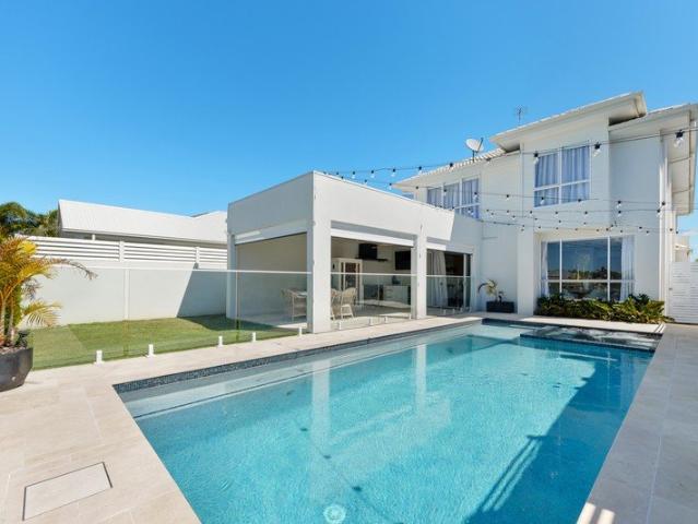 House for sale in Jacobs Well, Gold Coast City