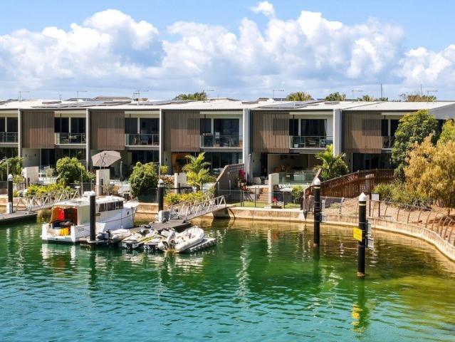 Townhouse for sale in Newport, Greater Brisbane