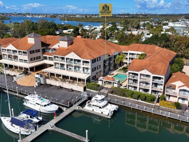 House for sale in Hope Island, Gold Coast City