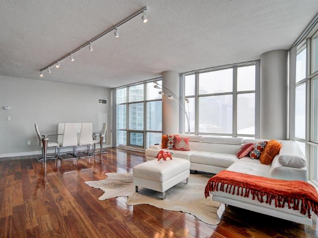 Apartment for rent in Woburn, Ontario