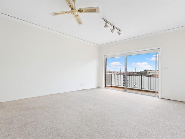 Townhouse for rent in Sydney, New South Wales