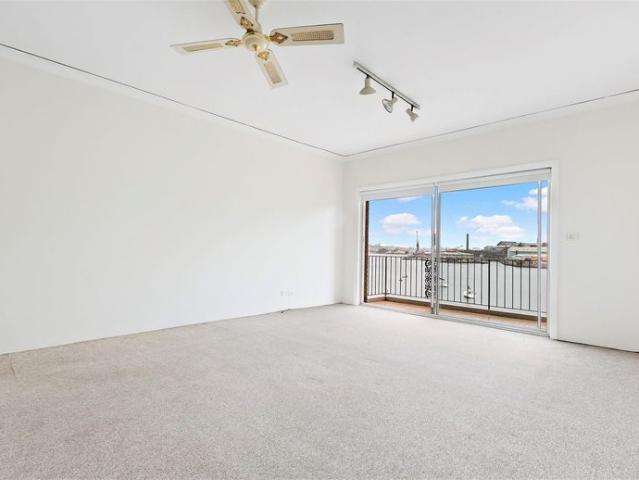 Townhouse for rent in Sydney, New South Wales