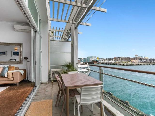 Apartment for rent in Princes Wharf, Auckland