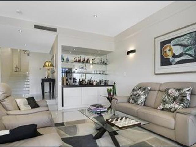 House for rent in Hope Island, Gold Coast City