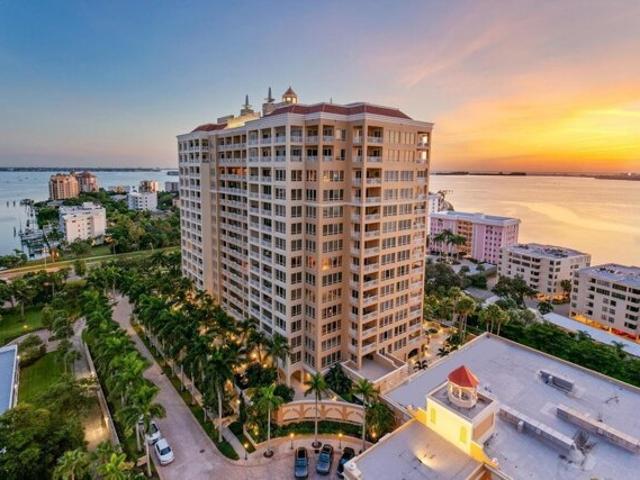 Condo for sale in Sarasota